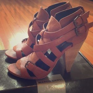 Marco Santi brown leather heel